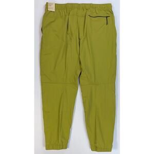 Nike Tech Standard Fit Taper Length UV Repel Athletic Pants Mens XL FZ0758-307